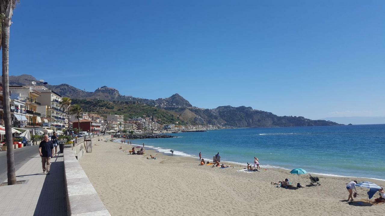 Casa Dany&Olga Leilighet Giardini Naxos Eksteriør bilde